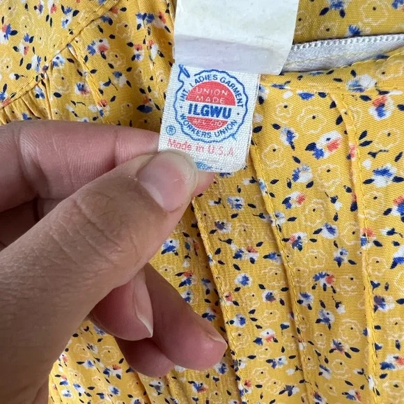 Karin Stevens | Vintage Yellow Ditsy Floral Print Dress - Picture 7 of 9